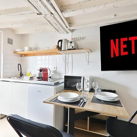 Studio Appartement Quartier Saint-Michel Notre-Dame 3 Free Netflix-2
